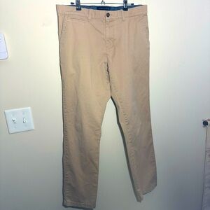 Men’s Tan Tommy Hilfiger Slim Fit Chinos Size 34/32